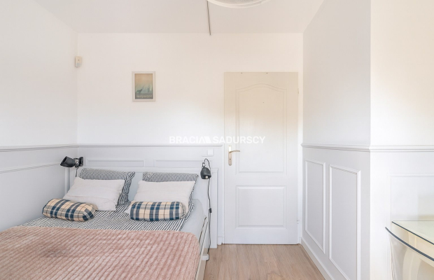 2-pok/bardzo przestronne/garderoba/garaz/piwnica