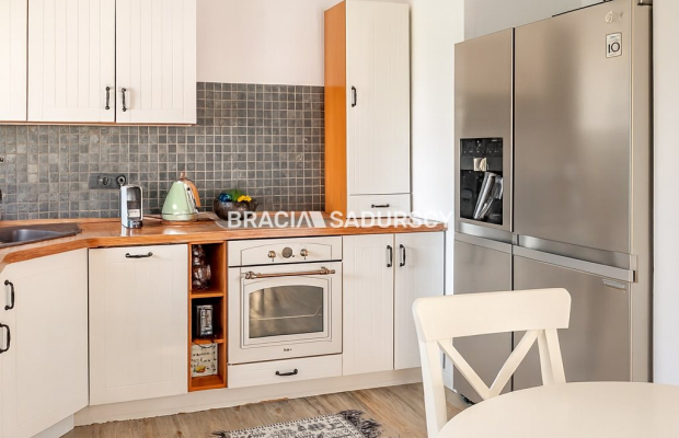 2-pok/bardzo przestronne/garderoba/garaz/piwnica