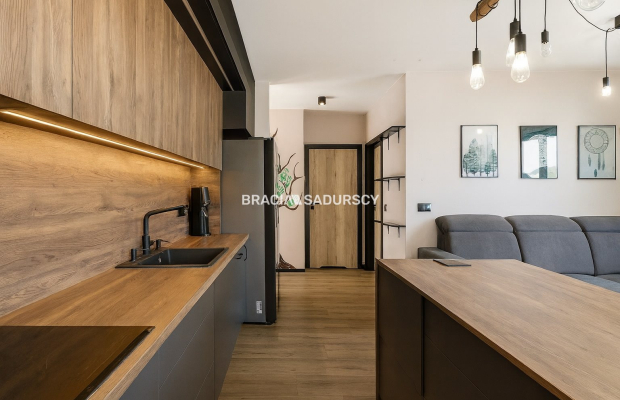 3 pok z ogródkiem w Modlnicy. 