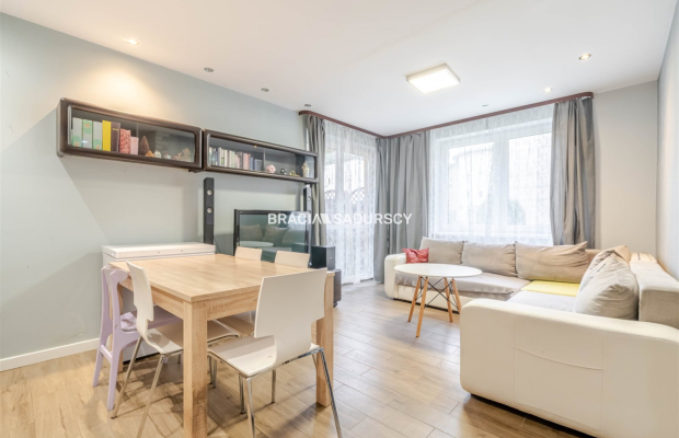 SŁONECZNE, 4-POKOJOWE Z DWOMA BALKONAMI