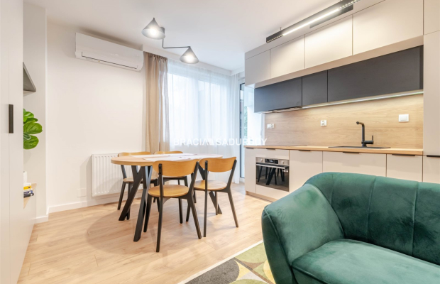 WYSOKI STANDARD, KAMERALNY BUDYNEK, 3-POKOJOWE