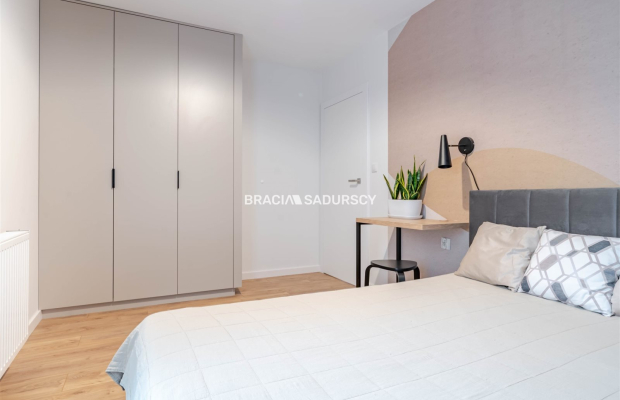 WYSOKI STANDARD, KAMERALNY BUDYNEK, 3-POKOJOWE