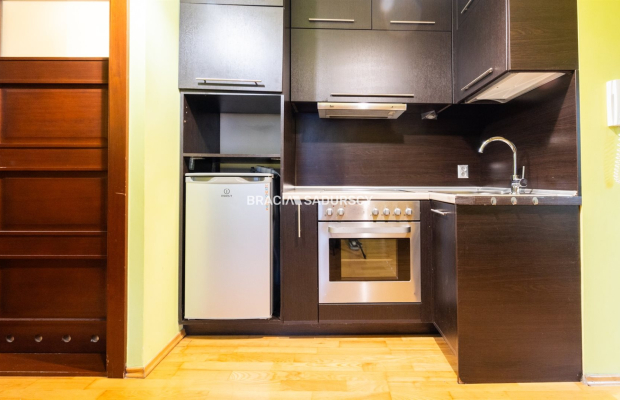 2-POKOJOWE MIESZKANIE W ODRESTAUROWANEJ KAMIENICY