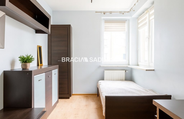 3 pok z osobną kuchnią - Rydlówka