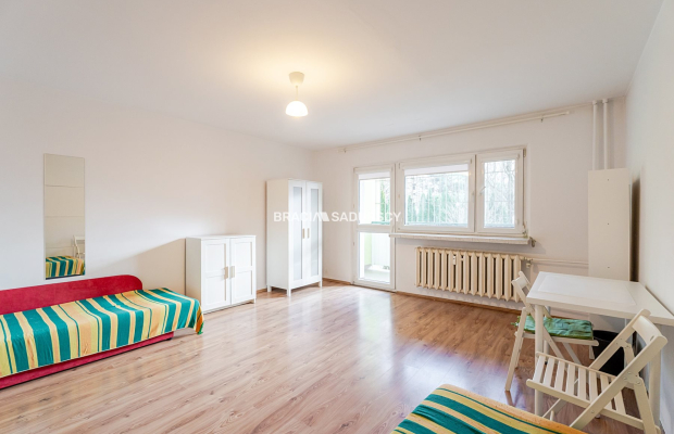 Sprzedam mieszkanie 62m2 z dużą piwnicą (3pok)