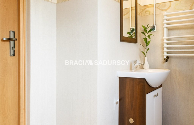 SŁONECZNE 3-POKOJOWE W ATRAKCYJNEJ LOKALIZACJI