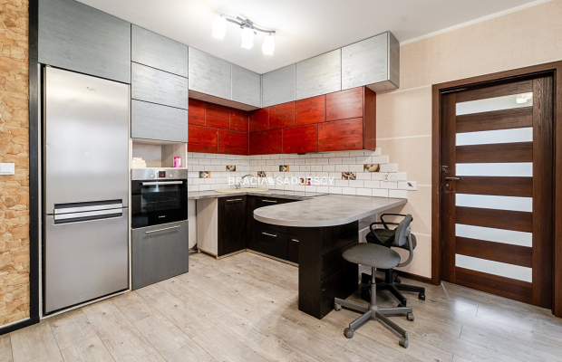 3pok do remontu/ul.Na Zakolu wisły/ duzy balkon