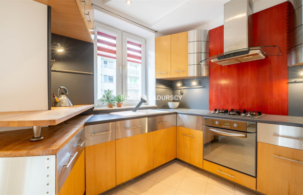 SŁONECZNE, ZADBANE 2-POKOJOWE, MIEJSCE PARKINGOWE