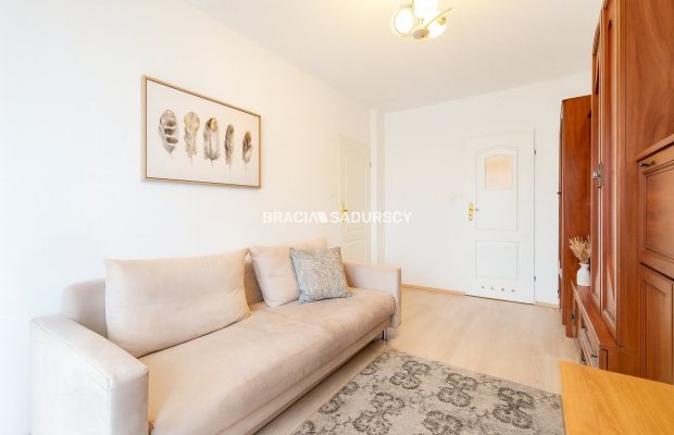 3-POKOJOWE, BALKON, ATRAKCYJNA LOKALIZACJA