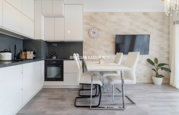 Gustowne 3 pok mieszkanie ul. Dębskiego. 