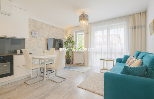 Gustowne 3 pok mieszkanie ul. Dębskiego. 