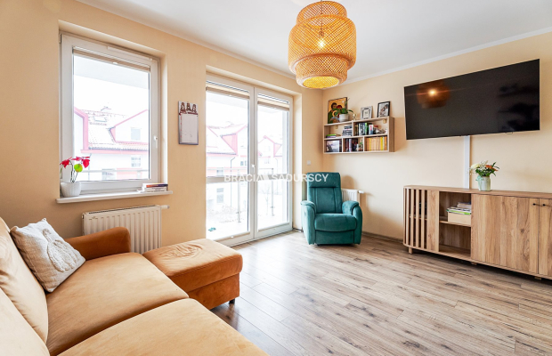 Fajne 3 pok z dużym balkonem - Dębskiego.