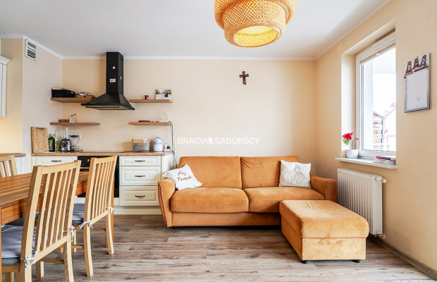 Fajne 3 pok z dużym balkonem - Dębskiego.