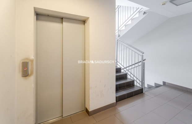 3 pok z osobną kuchnią - 29 Listopada.