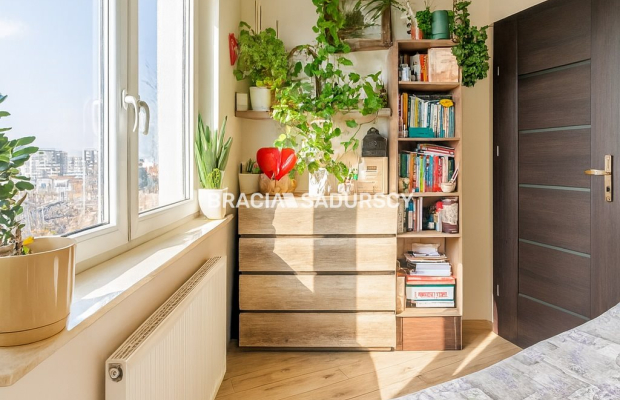 Sprzeedam, 4 pokoje na Bohomolca