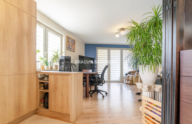 Sprzeedam, 4 pokoje na Bohomolca