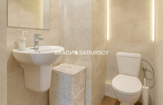 Sprzeedam, 4 pokoje na Bohomolca