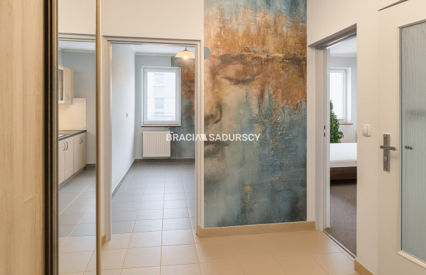 Osobna kuchnia, do wejścia. Prądnik Biały.