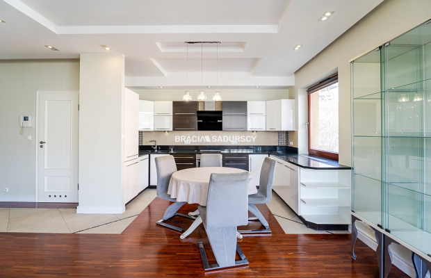 3 pok z dwoma Balkonami - ul.Poznańska 