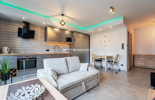 GUSTOWNE, ZADBANE 2-POKOJOWE NA RUCZAJU