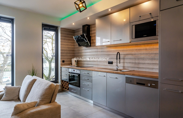 GUSTOWNE, ZADBANE 2-POKOJOWE NA RUCZAJU