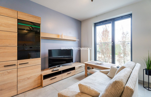 GUSTOWNE, ZADBANE 2-POKOJOWE NA RUCZAJU