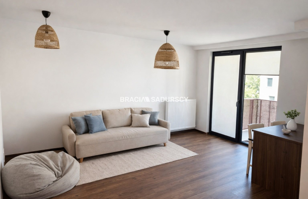 Świetna komunikacja, ulica Wizjonerów.