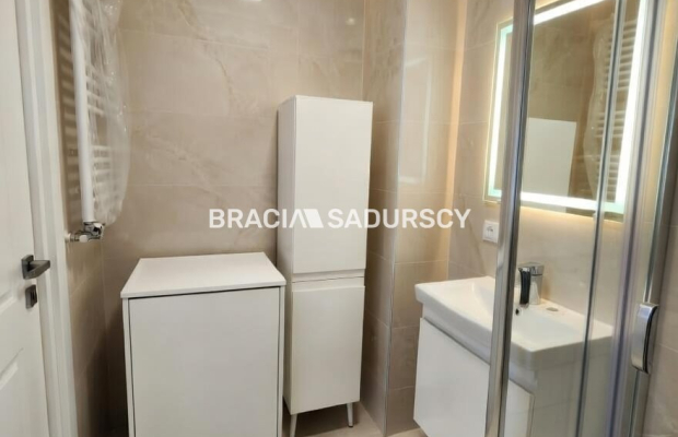 3 pok o fajnym układzie ul. Wrobela.