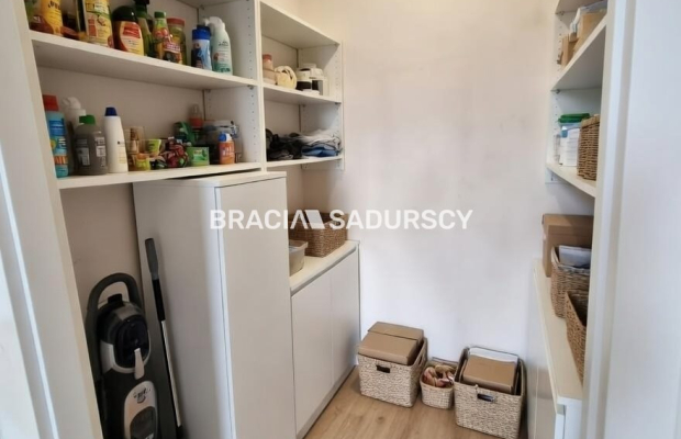 3 pok o fajnym układzie ul. Wrobela.