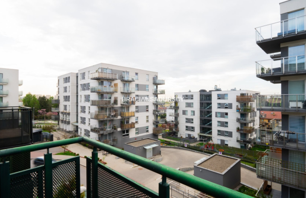 Sprzedam 2-pok/garaż/kom.lok/Górka Narodowa 42,8m2