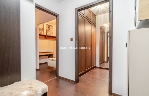 Nowoczesne 2 pok ok 56,2  Centrum Krakowa