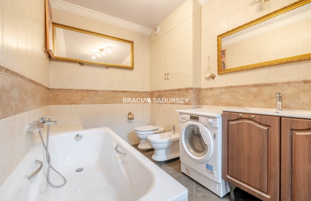 Nowoczesne 2 pok ok 56,2  Centrum Krakowa