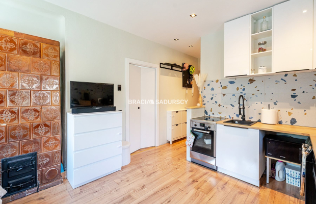  2-pok mieszkanie po generalnym remoncie-Praska