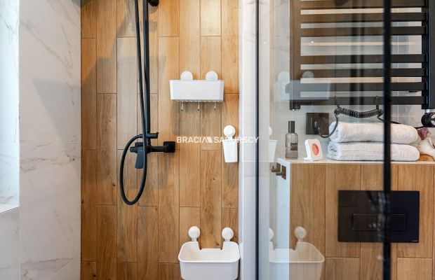  2-pok mieszkanie po generalnym remoncie-Praska