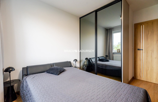 2 POKOJE / OSOBNA KUCHNIA / BALKON - UL. MYŚLIWSKA