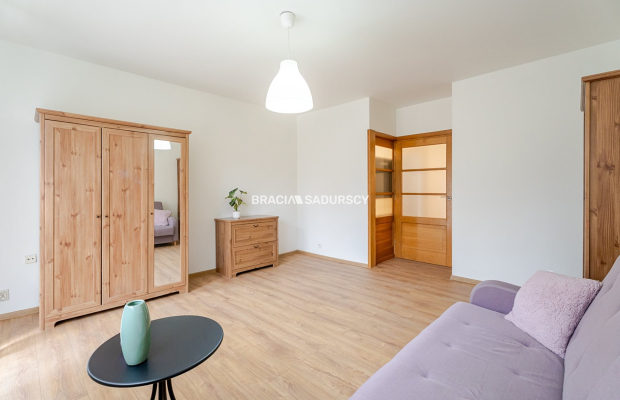 KLIMATYCZNE, ZADBANE 3-POKOJOWE Z BALKONEM