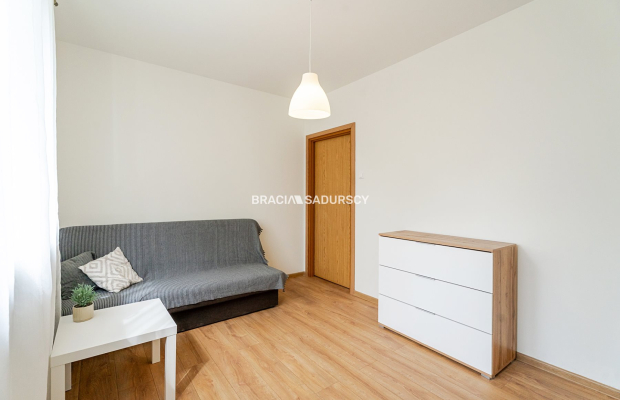 KLIMATYCZNE, ZADBANE 3-POKOJOWE Z BALKONEM