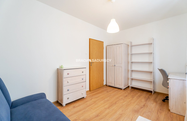 KLIMATYCZNE, ZADBANE 3-POKOJOWE Z BALKONEM