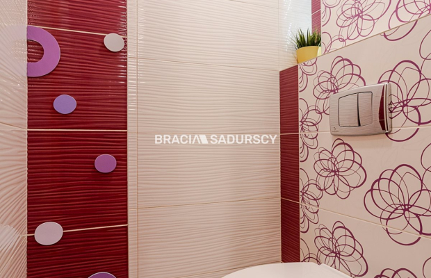 2pok 43 m2 +atresole 20 min spacerem od Rynku