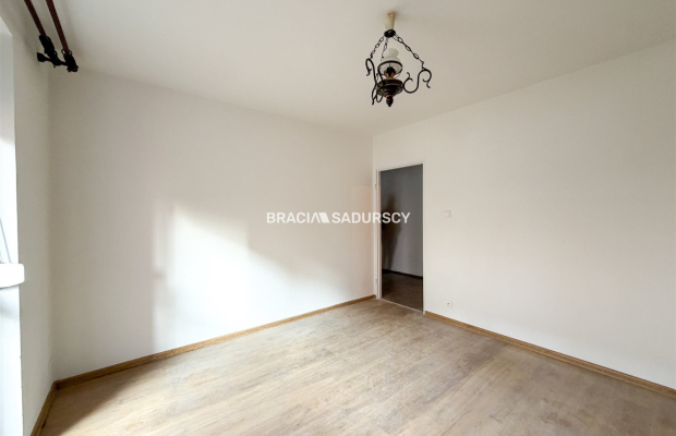 Kawalerka| Kurdwanów | balkon | niski czynsz