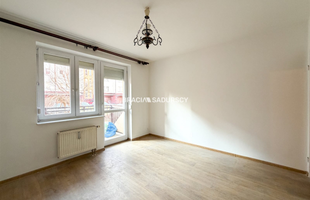 Kawalerka| Kurdwanów | balkon | niski czynsz