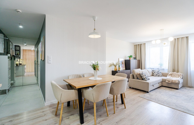 Bardzo słoneczne/3-pok.mieszkanie/2021r/garaż/62m2