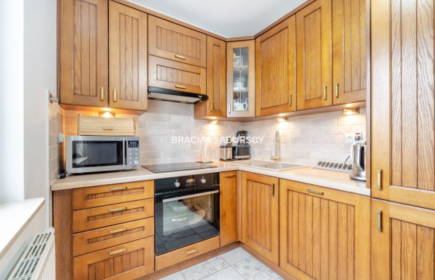 Sprzedam, 2-osobne pokoje. os. Piastów