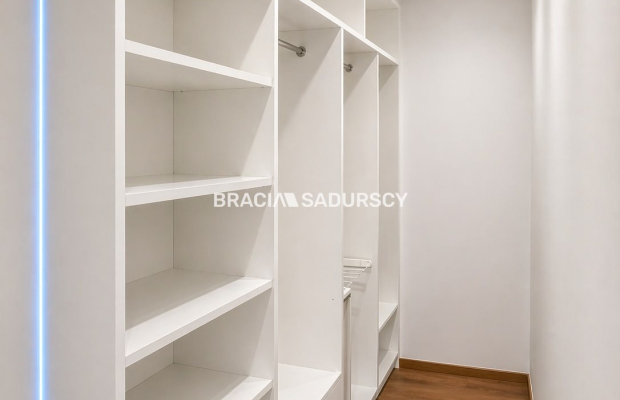 Piękne mieszkanie dwupokojowe, Grzegórzecka.