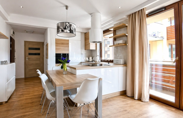 Piękne mieszkanie dwupokojowe, Grzegórzecka.