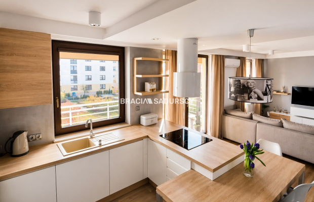 Piękne mieszkanie dwupokojowe, Grzegórzecka.