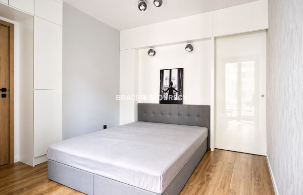 Piękne mieszkanie dwupokojowe, Grzegórzecka.