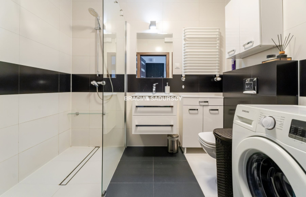 Gotowe do wejścia | 2 pok | duży balkon | parking