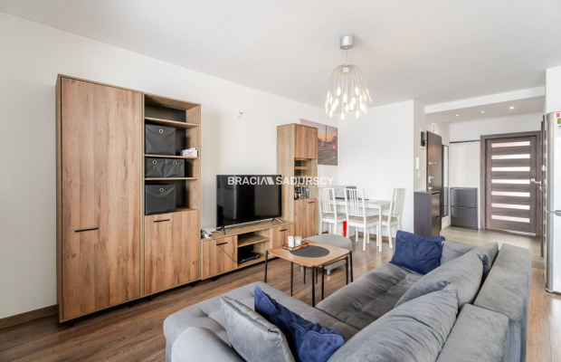 Gotowe do wejścia | 2 pok | duży balkon | parking