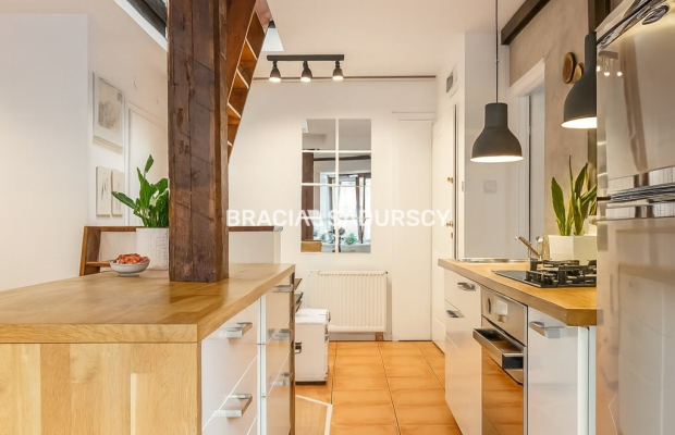 Stylowe poddasze 3-pokojowe w sercu Kazimierza